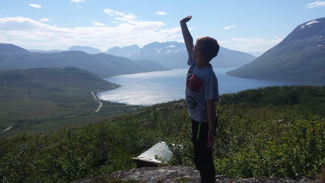 Utsikten Feriehus I Bakkeby Kültér fotó